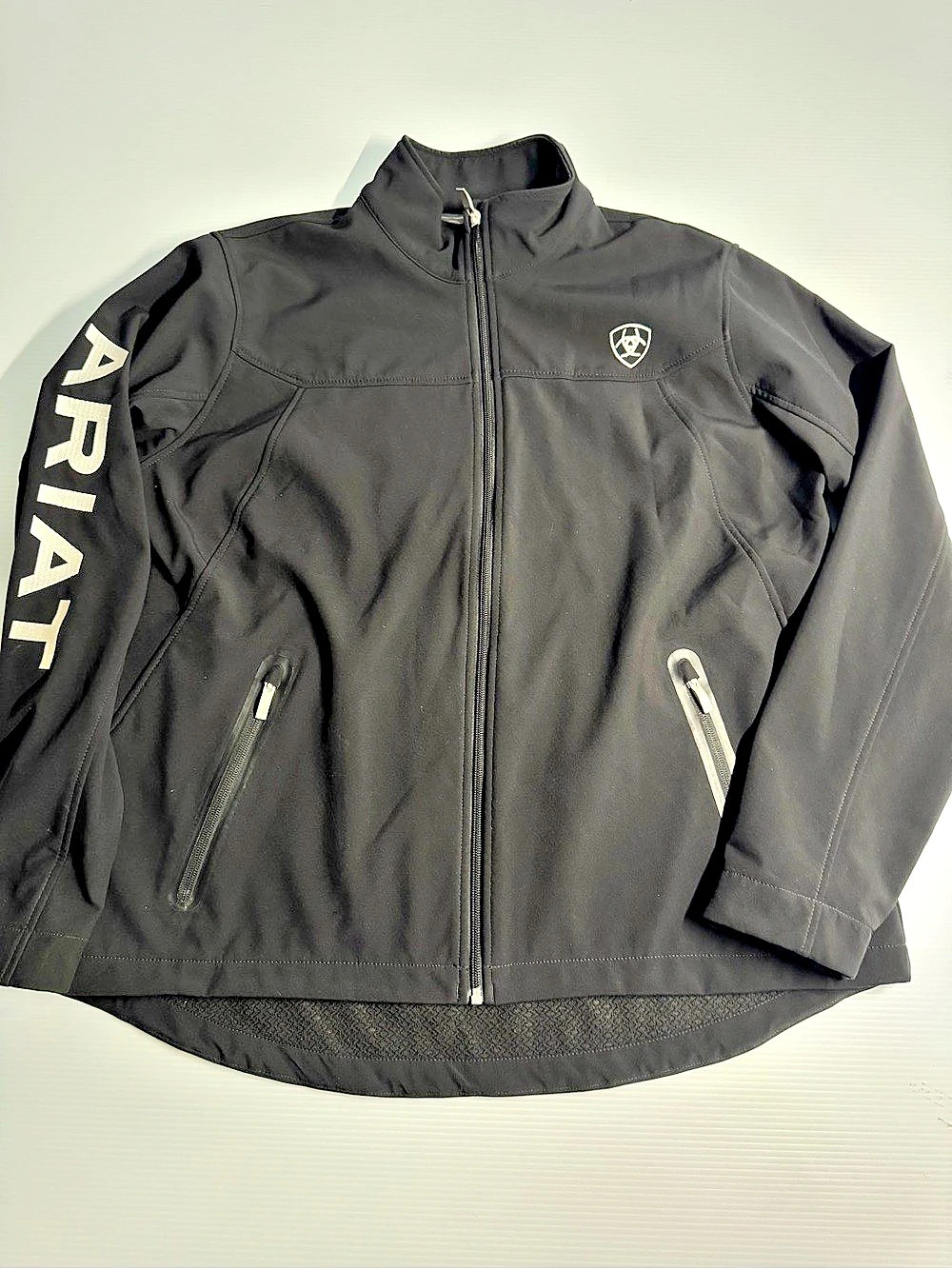 Ariat Logo Sleeve Softshell Jacket womans Black XXL